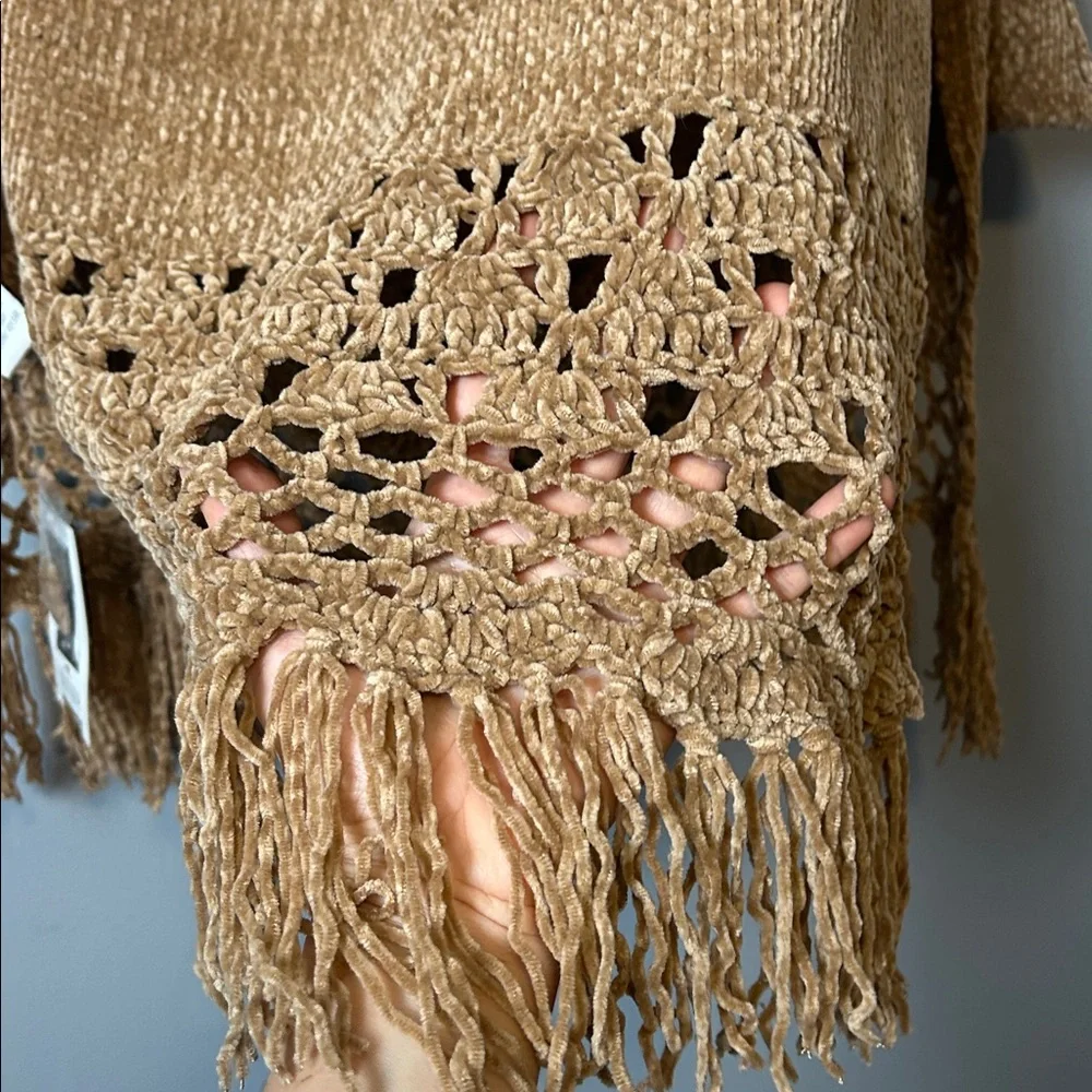 Stan Herman Elegant Tan Crochet Fringe Wrap soft and warm rectangular